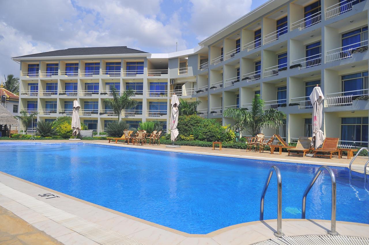 Giraffe Ocean View Hotel ダル・エス・サラーム エクステリア 写真